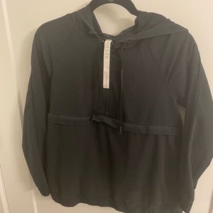 Lululemon lightweight quarter zip (turns in to a bag)